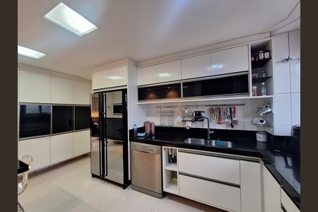 Cozinha de apartamento à venda com 4 quartos, 127m² em Centro, Santo André
