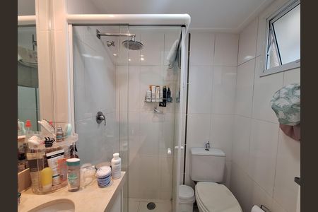 Apartamento à venda com 127m², 4 quartos e 3 vagas Apartamento à venda com 127m², 4 quartos e 3 vagasBanheiro da Suíte 2