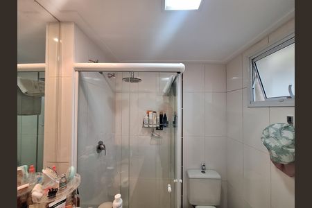 Apartamento à venda com 127m², 4 quartos e 3 vagas Apartamento à venda com 127m², 4 quartos e 3 vagasBanheiro da Suíte 2