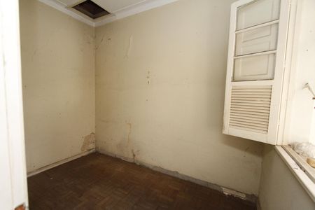Casa à venda com 370m², 6 quartos e 4 vagasCloset