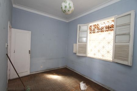 Casa à venda com 370m², 6 quartos e 4 vagasQuarto 3