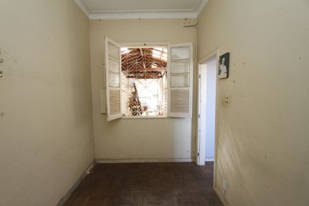 Casa à venda com 370m², 6 quartos e 4 vagasCloset
