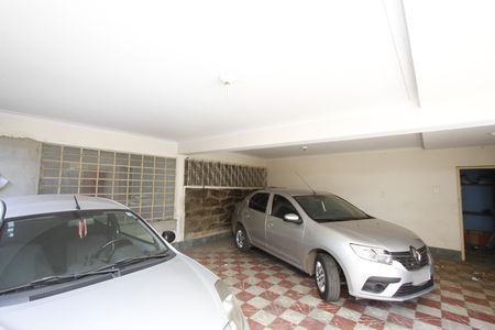 Casa à venda com 370m², 6 quartos e 4 vagasGaragem