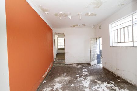 Casa à venda com 370m², 6 quartos e 4 vagasquarto 5