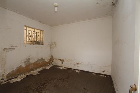 Casa à venda com 370m², 6 quartos e 4 vagasquarto 6