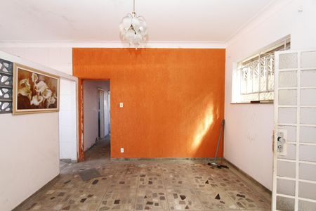 Casa à venda com 370m², 6 quartos e 4 vagasCopa