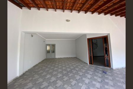 Casa para alugar com 300m², 5 quartos e 3 vagas