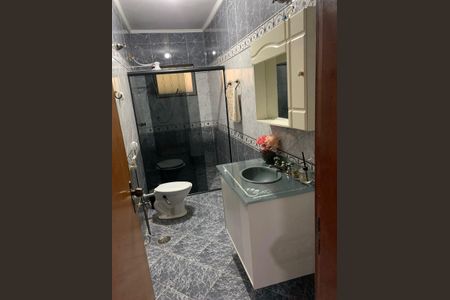 Casa para alugar com 300m², 5 quartos e 3 vagas