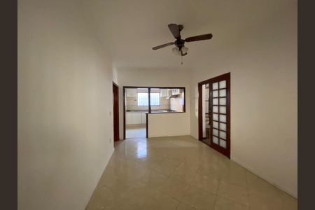 Casa para alugar com 300m², 5 quartos e 3 vagas