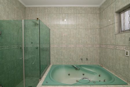 Casa para alugar com 300m², 4 quartos e 3 vagas Casa para alugar com 300m², 4 quartos e 3 vagasBanheiro do Quarto 4 Suíte