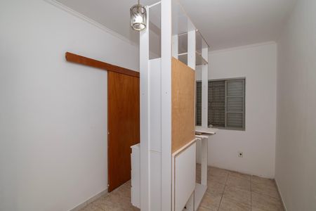 Casa para alugar com 300m², 4 quartos e 3 vagas Casa para alugar com 300m², 4 quartos e 3 vagasQuarto 1