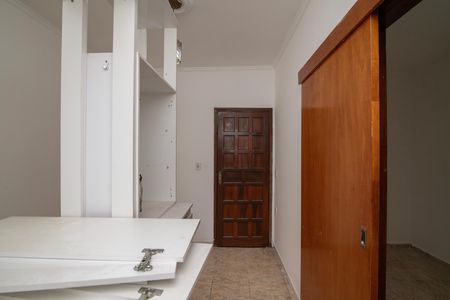 Casa para alugar com 300m², 4 quartos e 3 vagas Casa para alugar com 300m², 4 quartos e 3 vagasQuarto 1