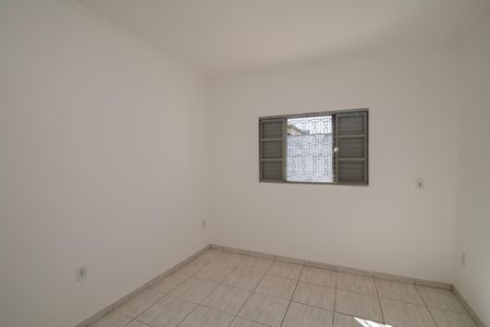 Casa para alugar com 300m², 4 quartos e 3 vagas Casa para alugar com 300m², 4 quartos e 3 vagasQuarto 2