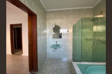 Casa para alugar com 300m², 5 quartos e 3 vagas