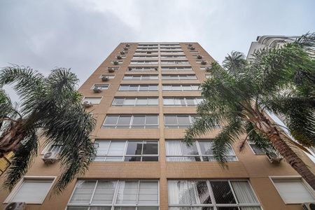 Apartamento para alugar com 93m², 2 quartos e 3 vagas