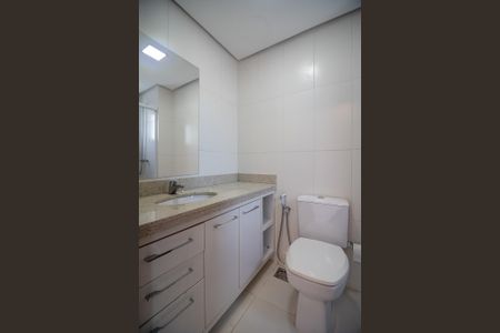 Banheiro 1 de apartamento para alugar com 2 quartos, 93m² em Rio Branco, Porto Alegre