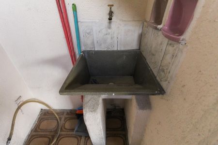 Quintal de casa para alugar com 4 quartos, 150m² em Jardim Casa Pintada, São Paulo