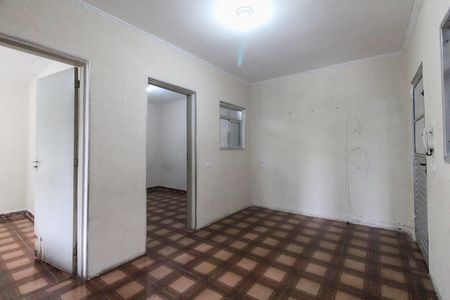 Sala de casa para alugar com 4 quartos, 150m² em Jardim Casa Pintada, São Paulo
