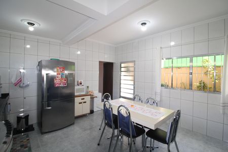 Cozinha de casa à venda com 5 quartos, 256m² em Vila Nova Cachoeirinha, São Paulo