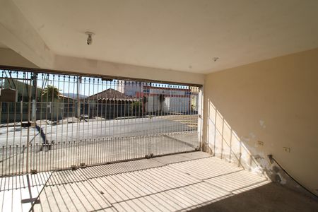 Garagem de casa à venda com 5 quartos, 256m² em Vila Nova Cachoeirinha, São Paulo