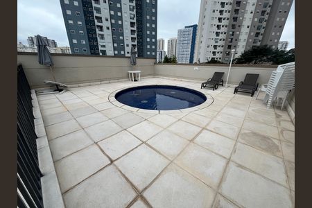 Apartamento para alugar com 48m², 2 quartos e 1 vaga Apartamento para alugar com 48m², 2 quartos e 1 vagaÁrea comum - Piscina