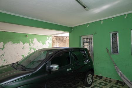 Garagem de casa à venda com 3 quartos, 150m² em Guaianases, São Paulo
