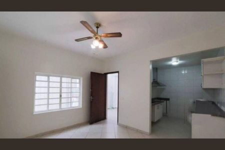 Casa à venda com 3 quartos, 170m² em Vila Cordeiro, São Paulo
