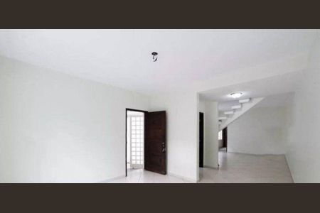 Casa à venda com 3 quartos, 170m² em Vila Cordeiro, São Paulo