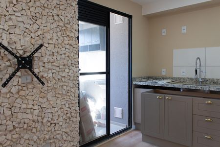Sala de apartamento à venda com 2 quartos, 40m² em Jardim Aeroporto, São Paulo