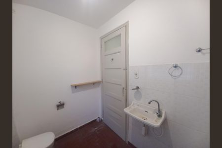 Banheiro de casa para alugar com 1 quarto, 67m² em Campos Elíseos, São Paulo