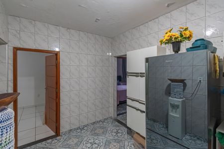 Casa à venda com 250m², 3 quartos e 4 vagas Casa à venda com 250m², 3 quartos e 4 vagasCozinha