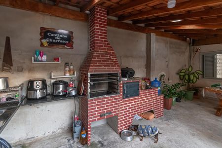 Casa à venda com 250m², 3 quartos e 4 vagas Casa à venda com 250m², 3 quartos e 4 vagasChurrasqueira