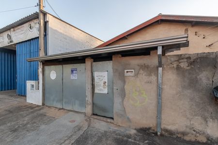 Fachada de casa à venda com 3 quartos, 250m² em Parque Bandeirantes I (nova Veneza), Sumaré