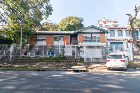 Fachada de casa para alugar com 1 quarto, 90m² em Santo Antônio, Porto Alegre