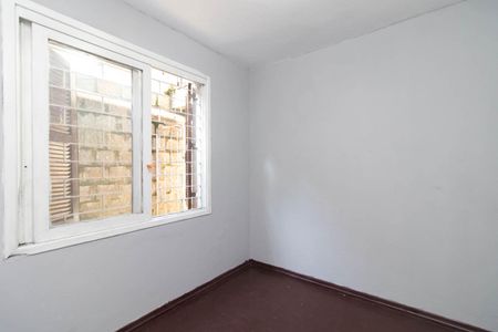 Quarto  de casa para alugar com 1 quarto, 90m² em Santo Antônio, Porto Alegre