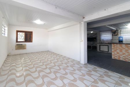 Sala de casa para alugar com 1 quarto, 90m² em Santo Antônio, Porto Alegre