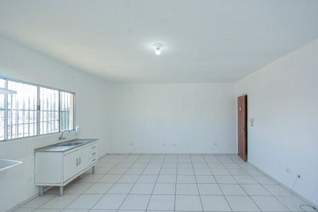 Casa para alugar com 1 quarto, 26m² em Cidade Dutra, São Paulo