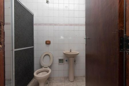 Casa para alugar com 120m², 3 quartos e sem vaga Casa para alugar com 120m², 3 quartos e sem vagaBanheiro da suíte