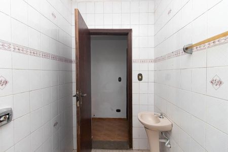 Banheiro social de casa para alugar com 3 quartos, 120m² em Tremembé, São Paulo