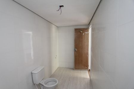 Apartamento à venda com 239m², 4 quartos e 4 vagasBanheiro do Quarto 4