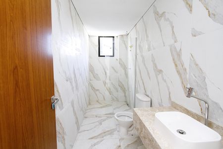 Apartamento à venda com 239m², 4 quartos e 4 vagasBanheiro Social