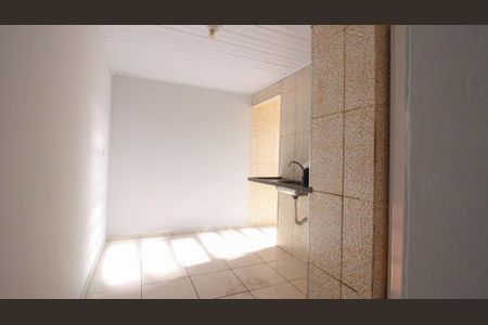 Casa para alugar com 1 quarto, 40m² em Vila Industrial, São Paulo