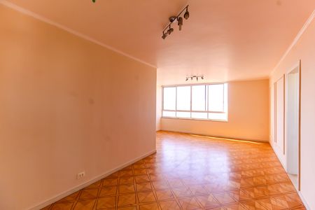 Apartamento à venda com 149m², 3 quartos e 1 vaga Apartamento à venda com 149m², 3 quartos e 1 vagaSala