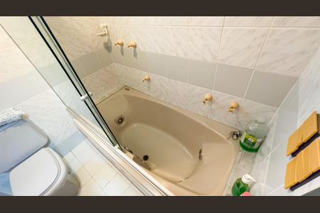 Apartamento à venda com 178m², 3 quartos e 2 vagas