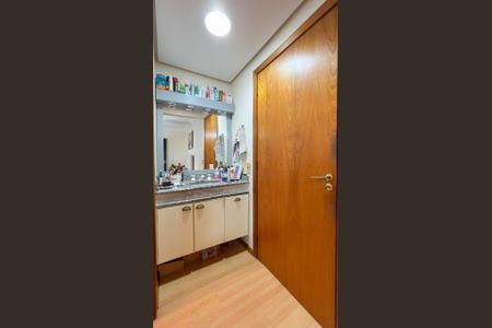 Apartamento à venda com 178m², 3 quartos e 2 vagas
