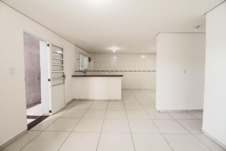 Sala de casa para alugar com 2 quartos, 70m² em Jardim Cachoeira, São Paulo