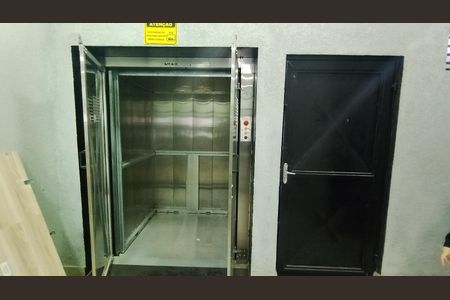 Casa para alugar com 554m², 1 quarto e 3 vagas