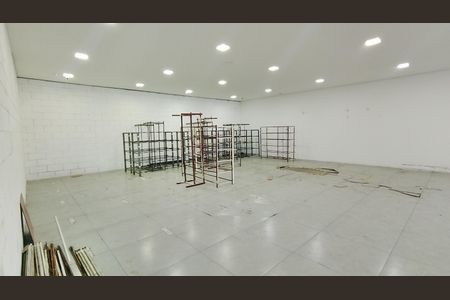 Casa para alugar com 554m², 1 quarto e 3 vagas