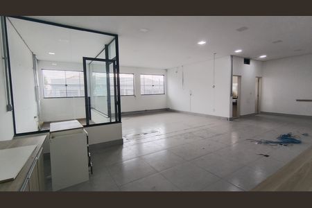 Casa para alugar com 1 quarto, 554m² em Centro, Suzano