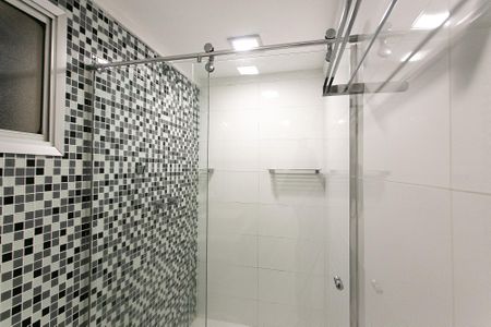Apartamento à venda com 70m², 2 quartos e 1 vaga Apartamento à venda com 70m², 2 quartos e 1 vagaBanheiro da Suíte